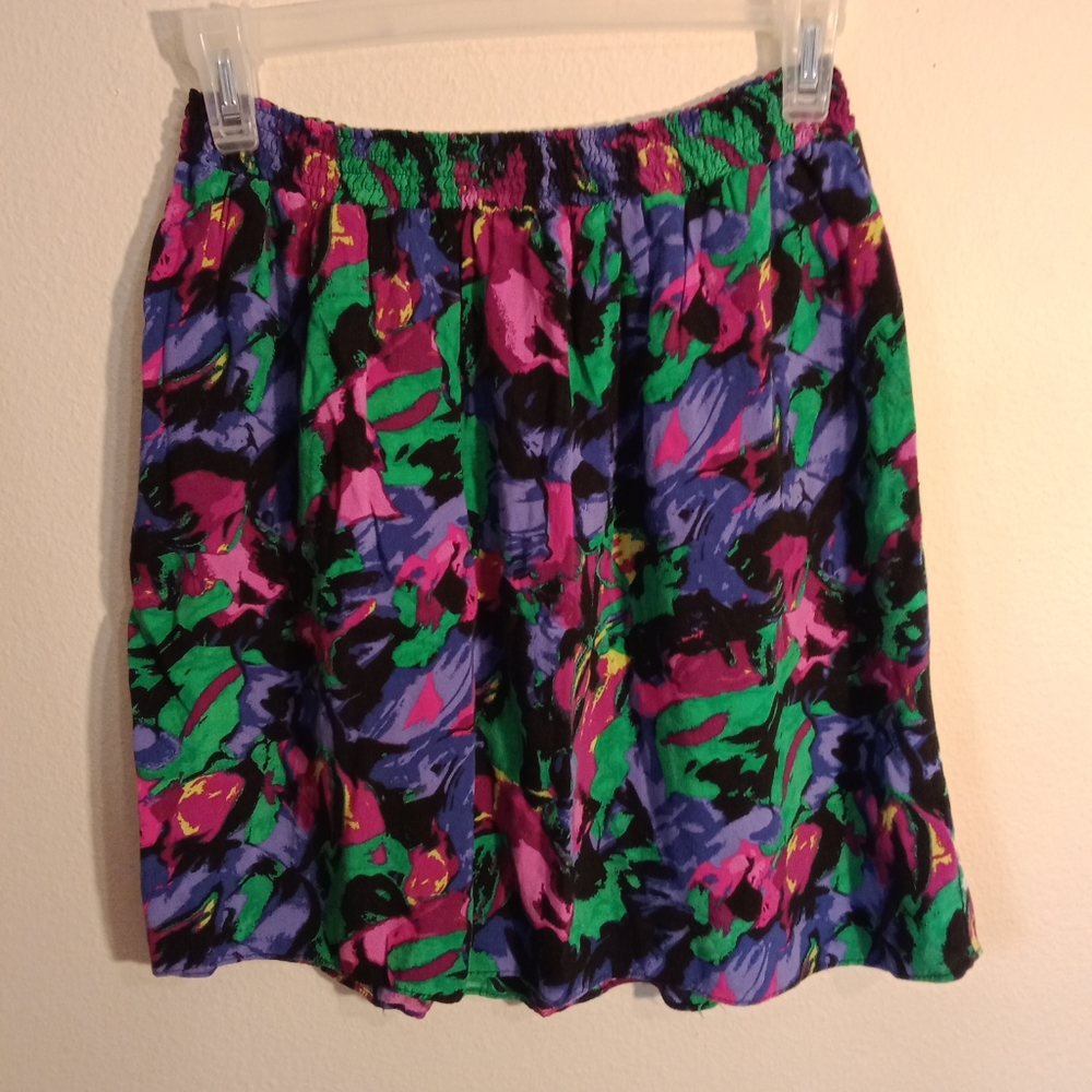 Massimo colorful floral pattern skirt with stretchy waist size small